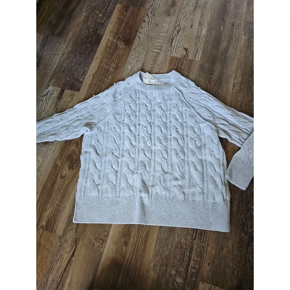 Aerie Pearl Embellished‎ Cable Knit Sweater Grey Crew Neck Raglan Small NEW